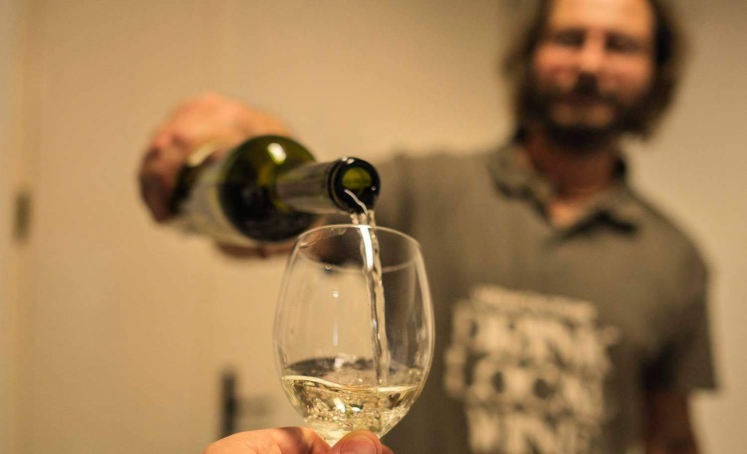 Štvrtok nalieva vinár (vo ViNOCENTRE)